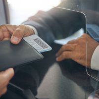 How to Support Your Employees in Relocating Internationally: Mauve’s Guide to the Benefits, Challenges, and Solutions